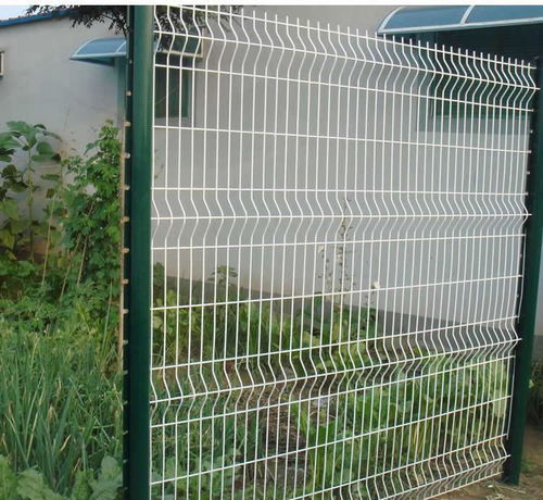 监狱钢丝网围栏 钢丝围栏网2米高价格